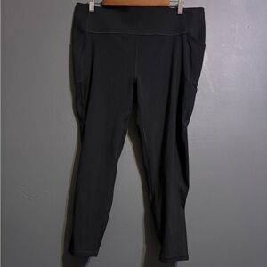 Gap fit black classic comfy leggings with side pockets, 23” inseam ,XXL